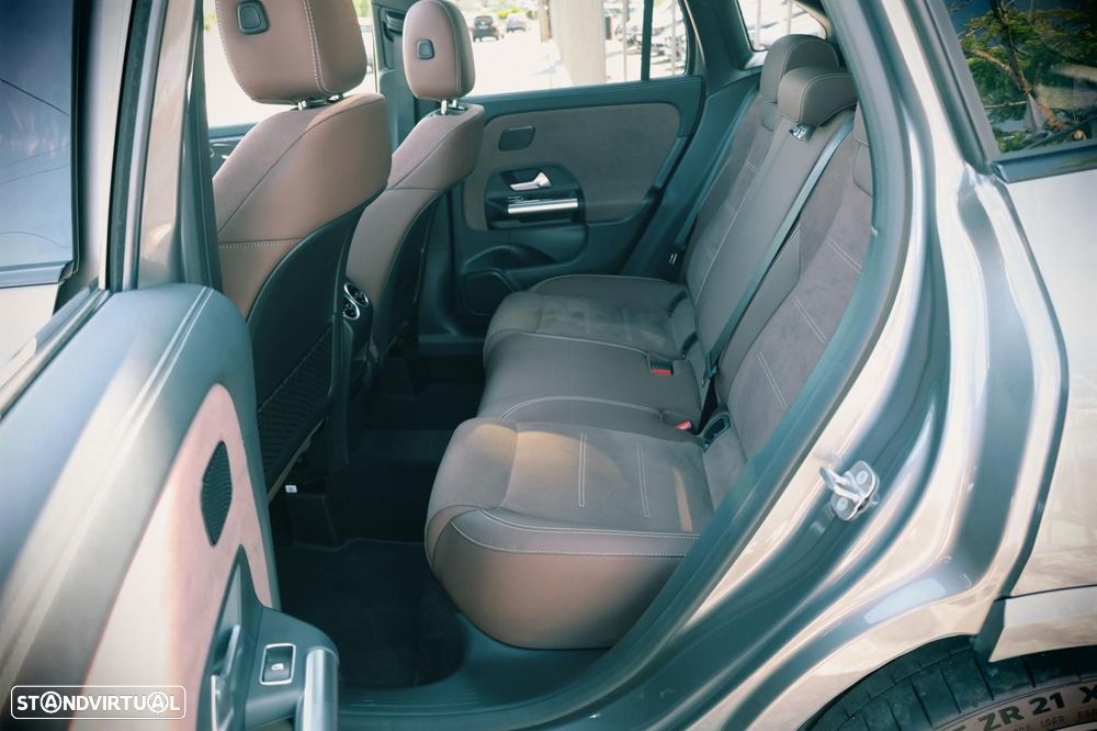 Mercedes-Benz GLA 35 AMG 4Matic - 6