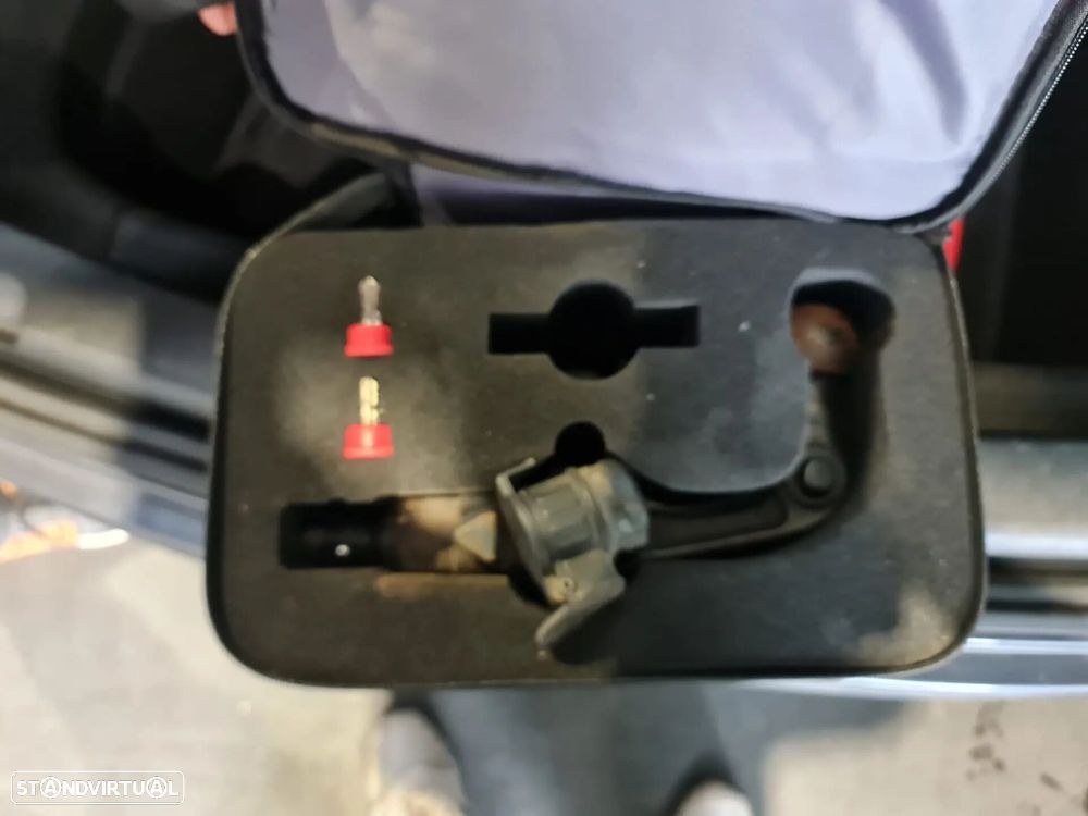 Tesla Model Y Long Range Dual Motor AWD - 17