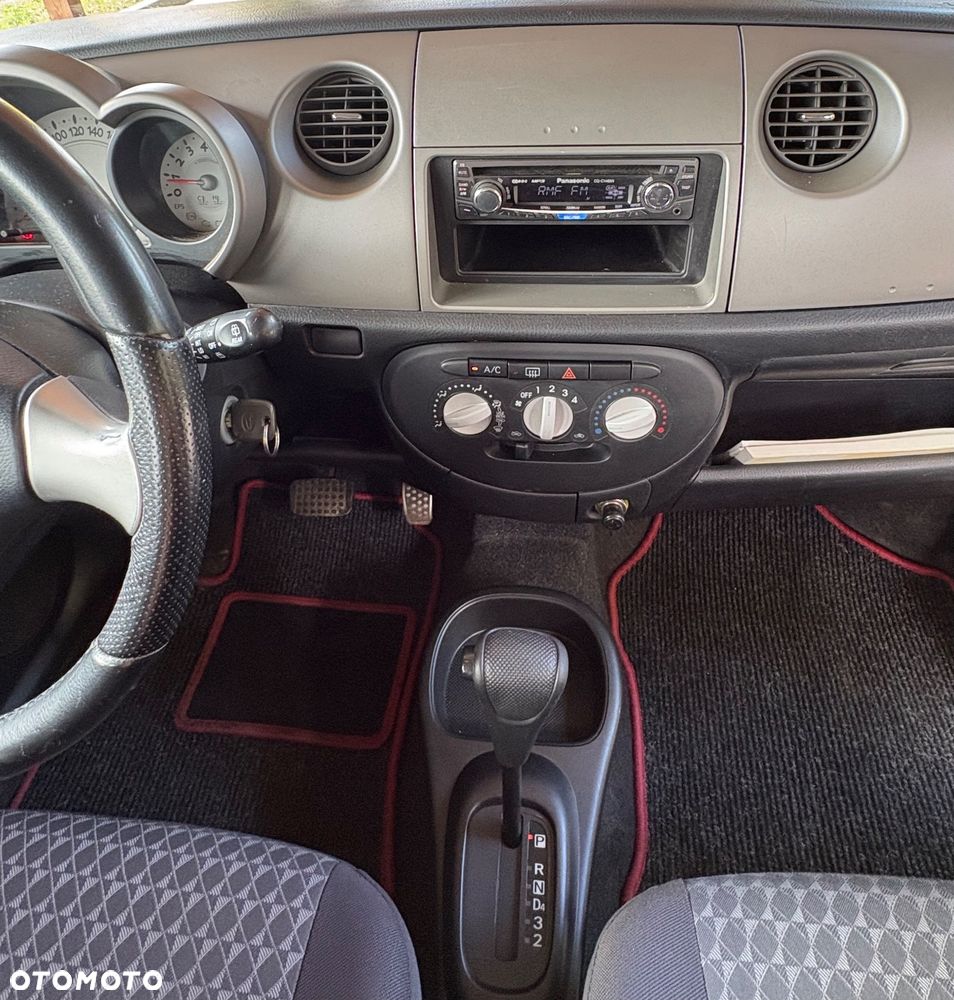 Daihatsu Trevis - 14