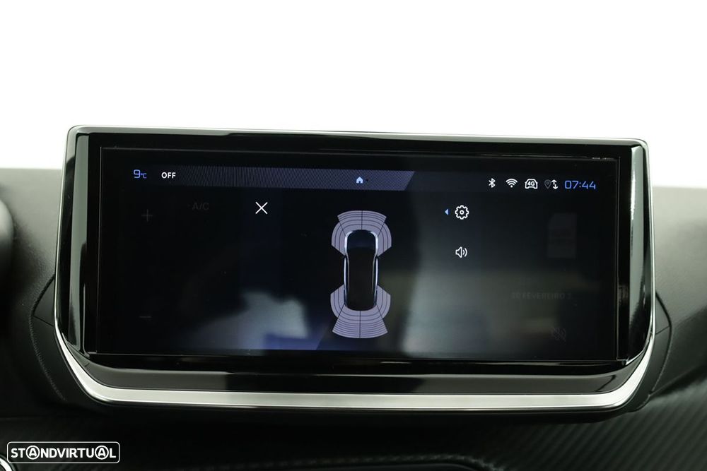 Peugeot e-2008 54 kWh Allure - 12