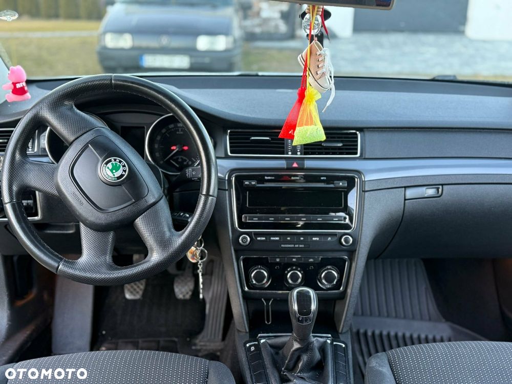 Skoda Superb 2.0 TDI Family - 13