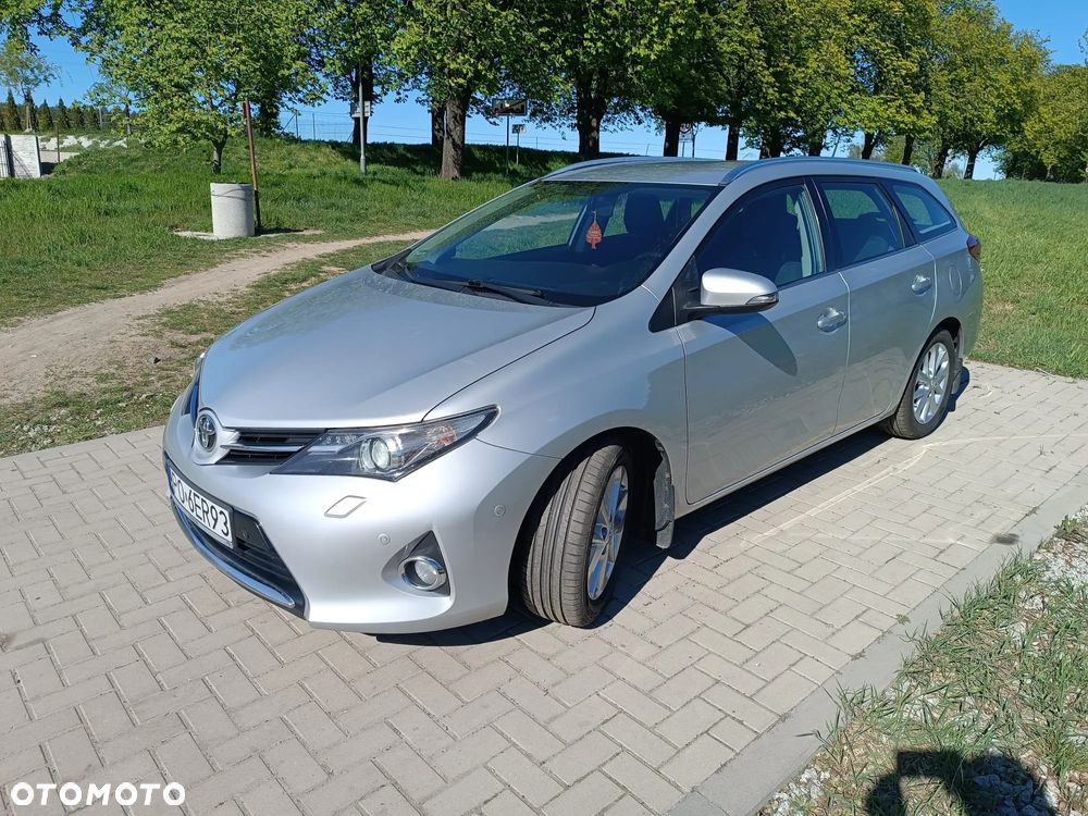 Toyota Auris 1.6 Prestige - 1