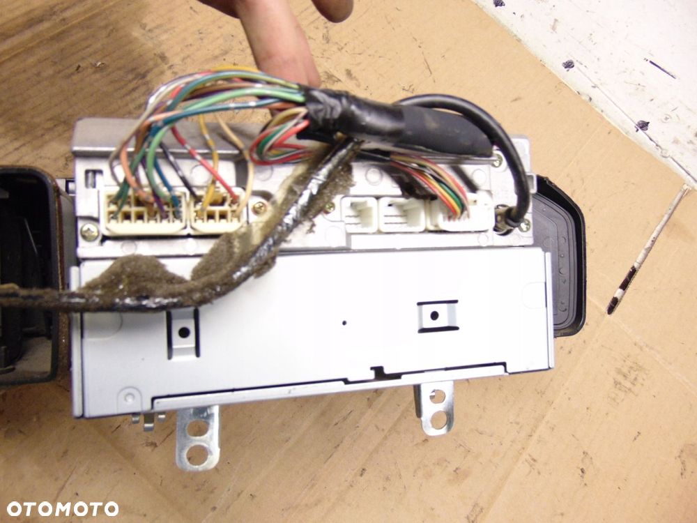 FABRYCZNE RADIO CD TUNER TOYOTA COROLLA E12 EUROPA - 9