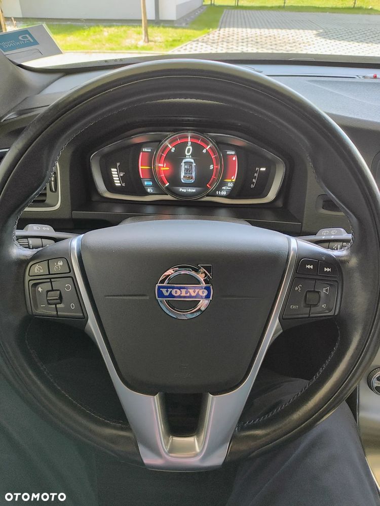 Volvo V60 - 10