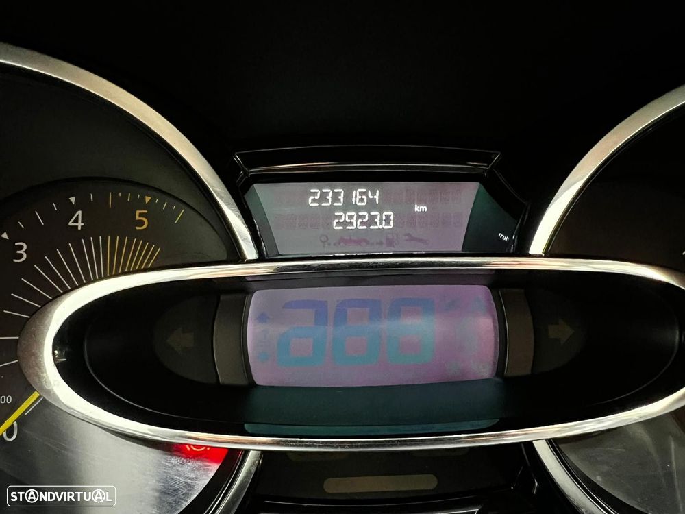 Renault Clio 1.5 dCi Business - 22