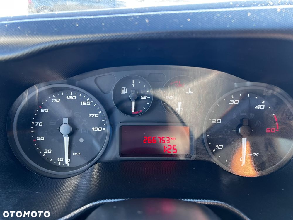 Iveco 35c14 Kontener+Winda - 14