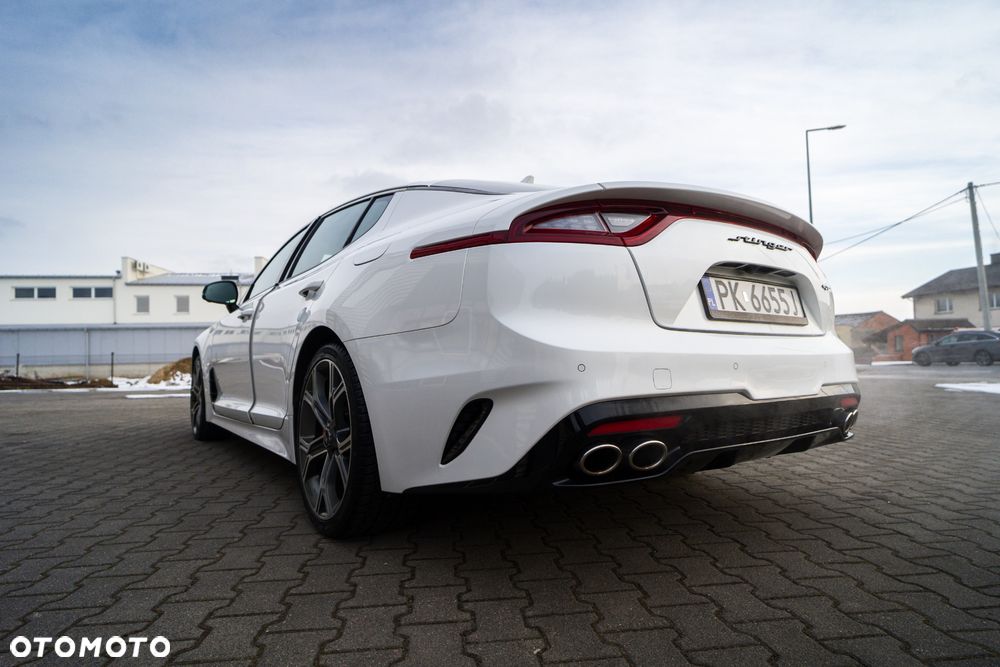 Kia Stinger 3.3 T-GDI V6 GT AWD - 10