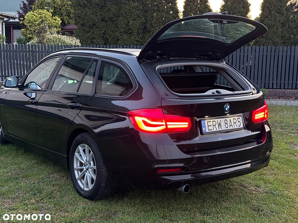 BMW Seria 3 318d - 13