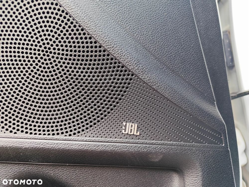 Kia Ceed 1.6 CRDi (48V Mild-Hybrid) Platinum - 11