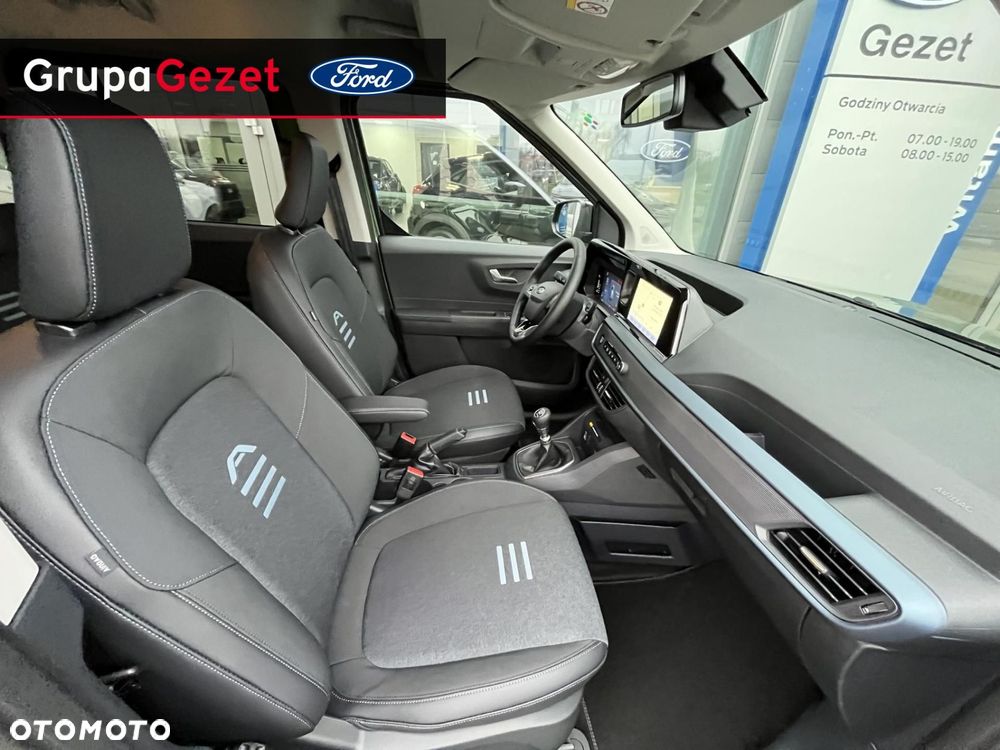 Ford Tourneo Courier - 22