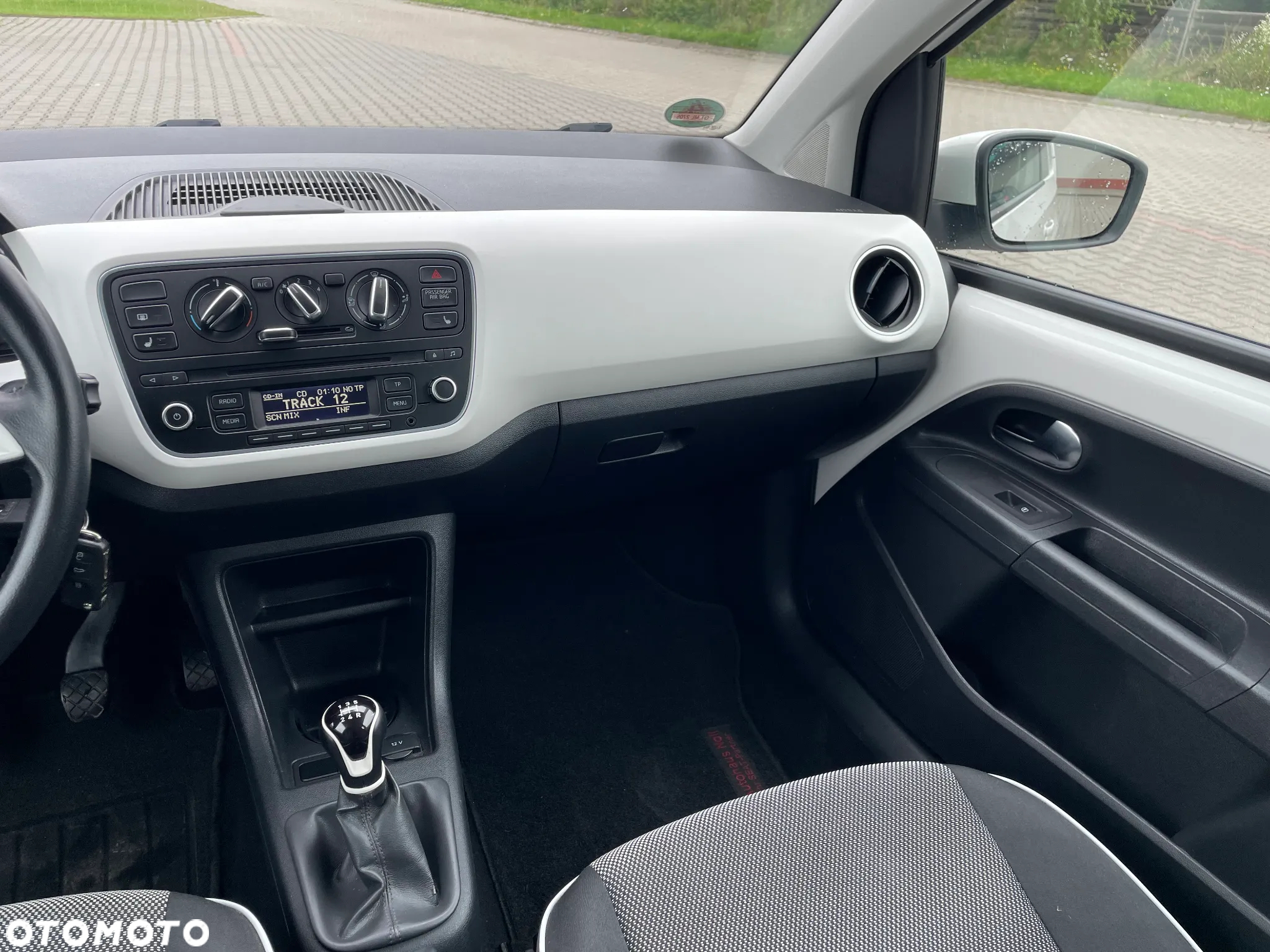 Seat Mii 1.0 Ecomotive Chic EU6 - 17