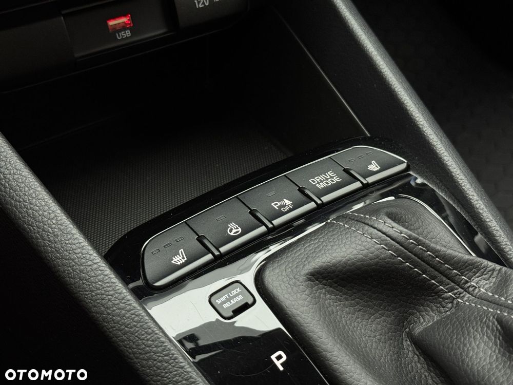 Kia Stonic 1.0 T-GDI M DCT - 32