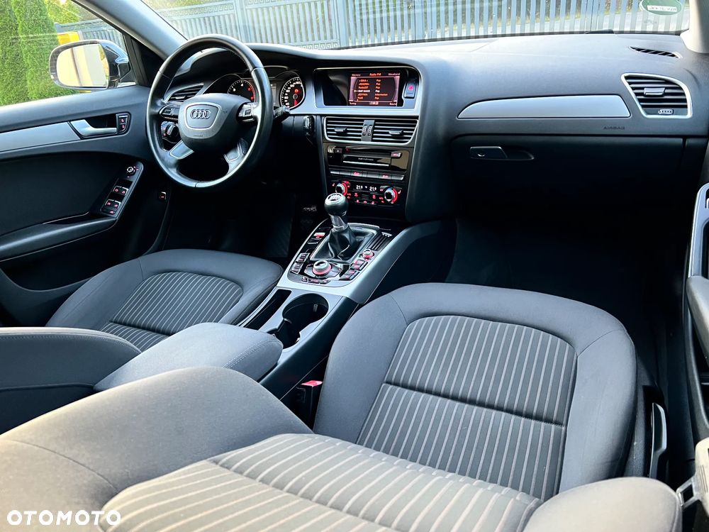 Audi A4 Avant - 25