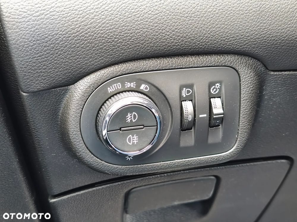 Opel Zafira 1.4 Turbo (ecoFLEX) Start/Stop Edition - 26