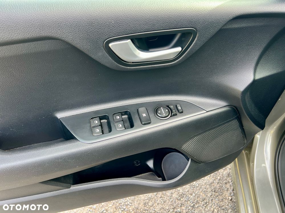 Kia Rio 1.0 T-GDI 100 Dream-Team Edition - 8