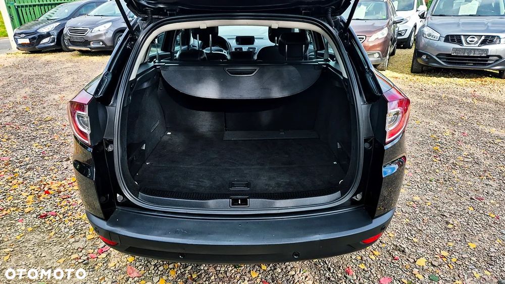 Renault Megane 2.0 16V Bose Edition CVT - 34