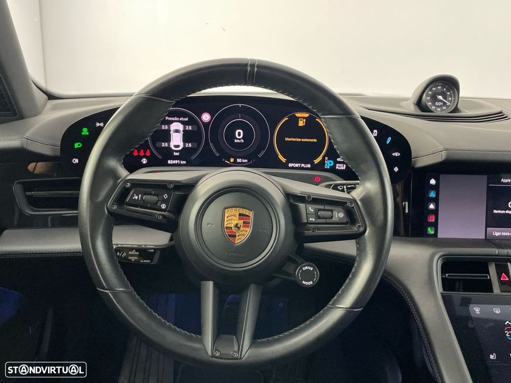 Porsche Taycan Cross Turismo 4S - 14