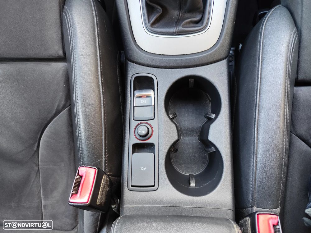 Audi Q3 2.0 TDI Business Line S-line - 20