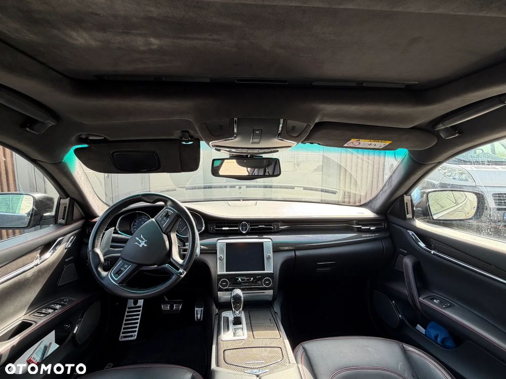 Maserati Quattroporte GTS - 8