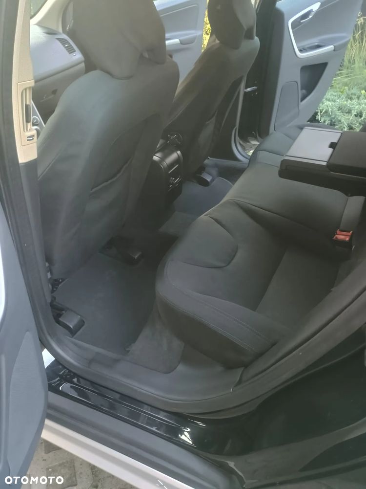 Volvo XC 60 D3 Momentum - 18
