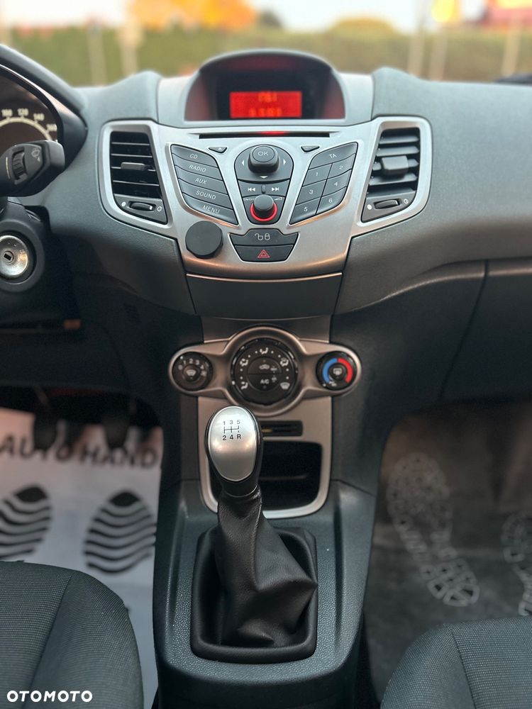 Ford Fiesta - 14