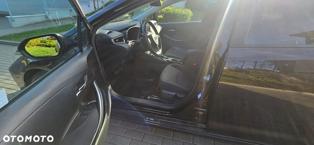 Toyota Corolla 1.8 Hybrid Comfort - 12