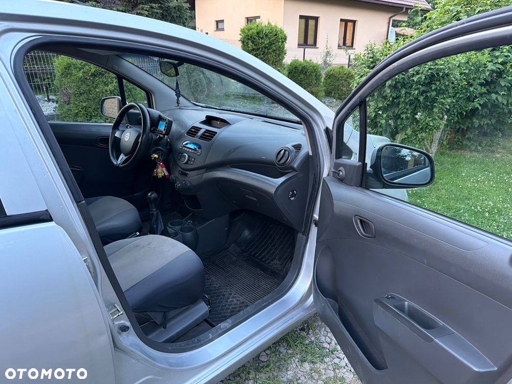 Chevrolet Spark 1.0 Base - 12