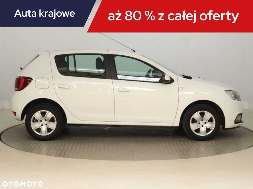 Dacia Sandero - 8