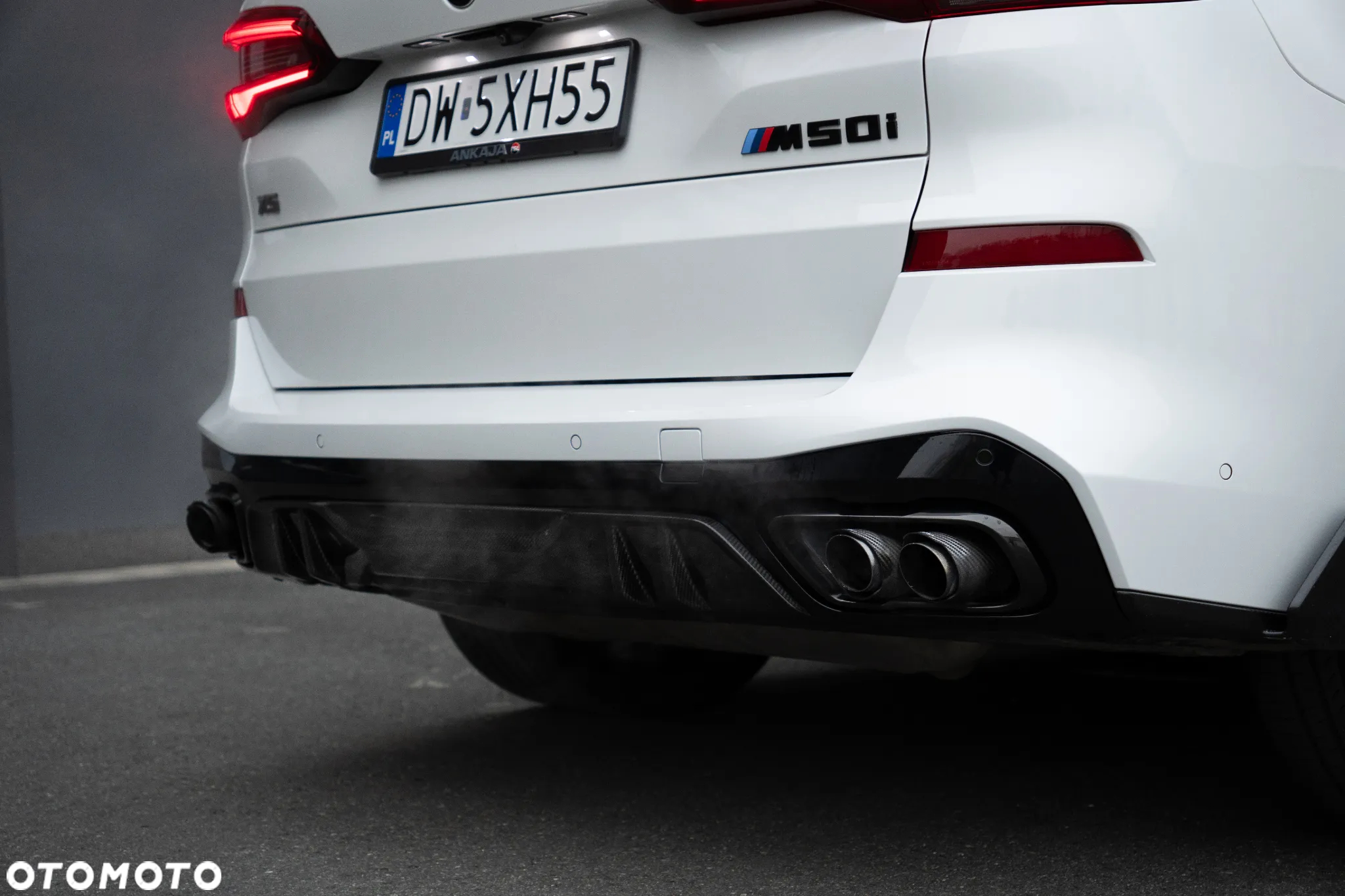 BMW X5 M M50i - 8