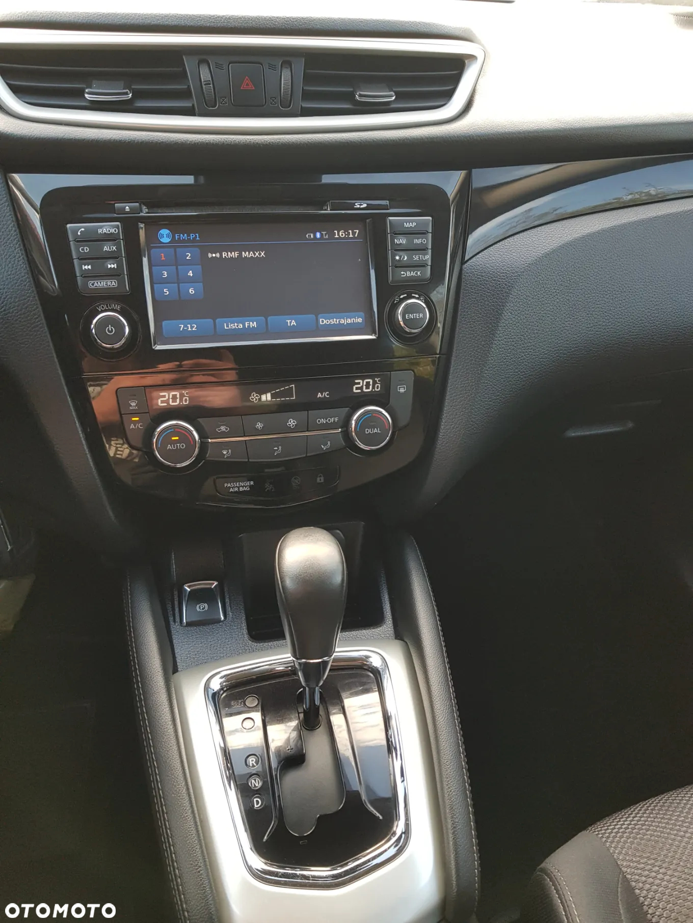 Nissan Qashqai 1.6 DCi Acenta Xtronic - 32