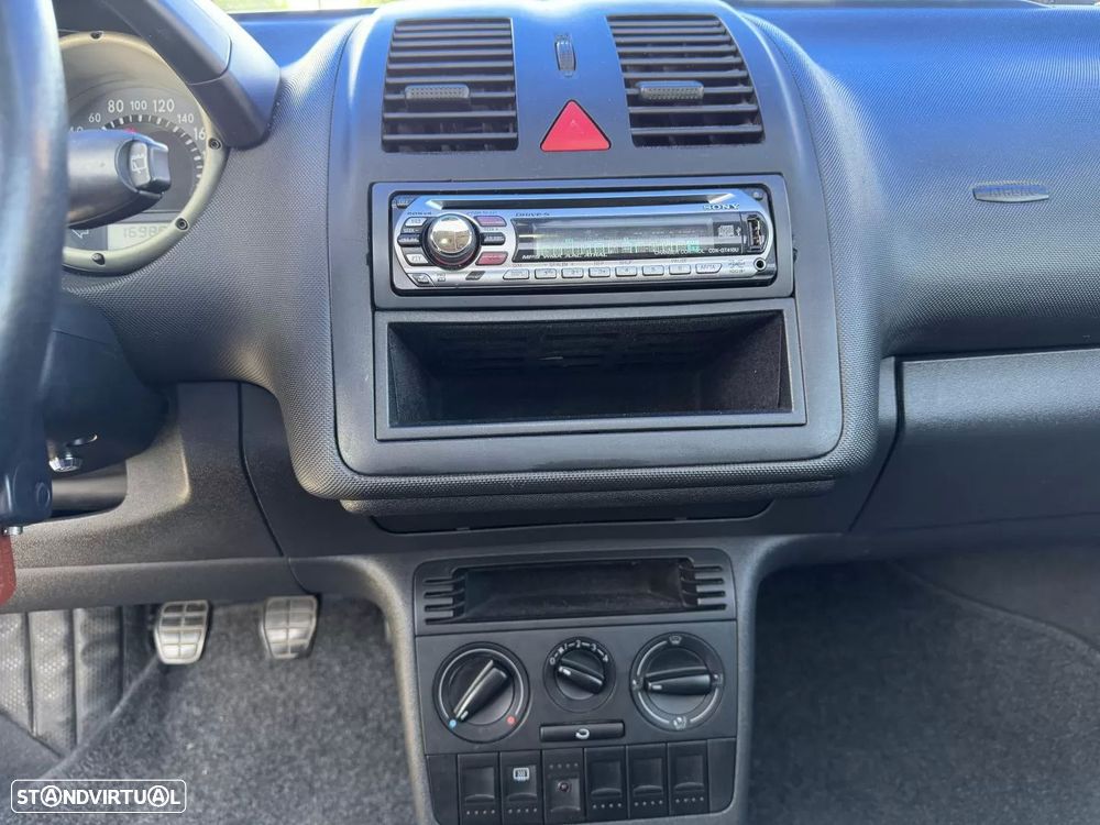 VW Polo 1.0 Conceptline - 24