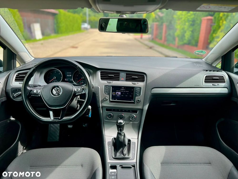 Volkswagen Golf 2.0 TDI (BlueMotion Technology) Comfortline - 9