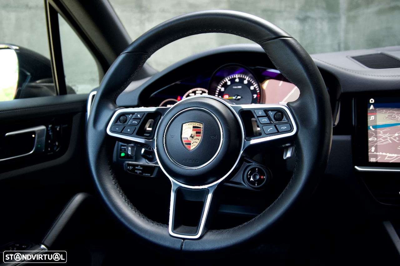 Porsche Cayenne E-Hybrid - 35