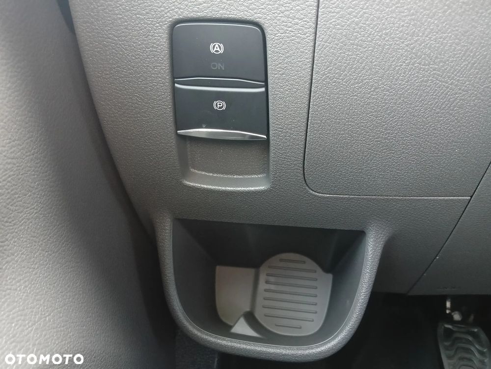 Ford Transit - 11