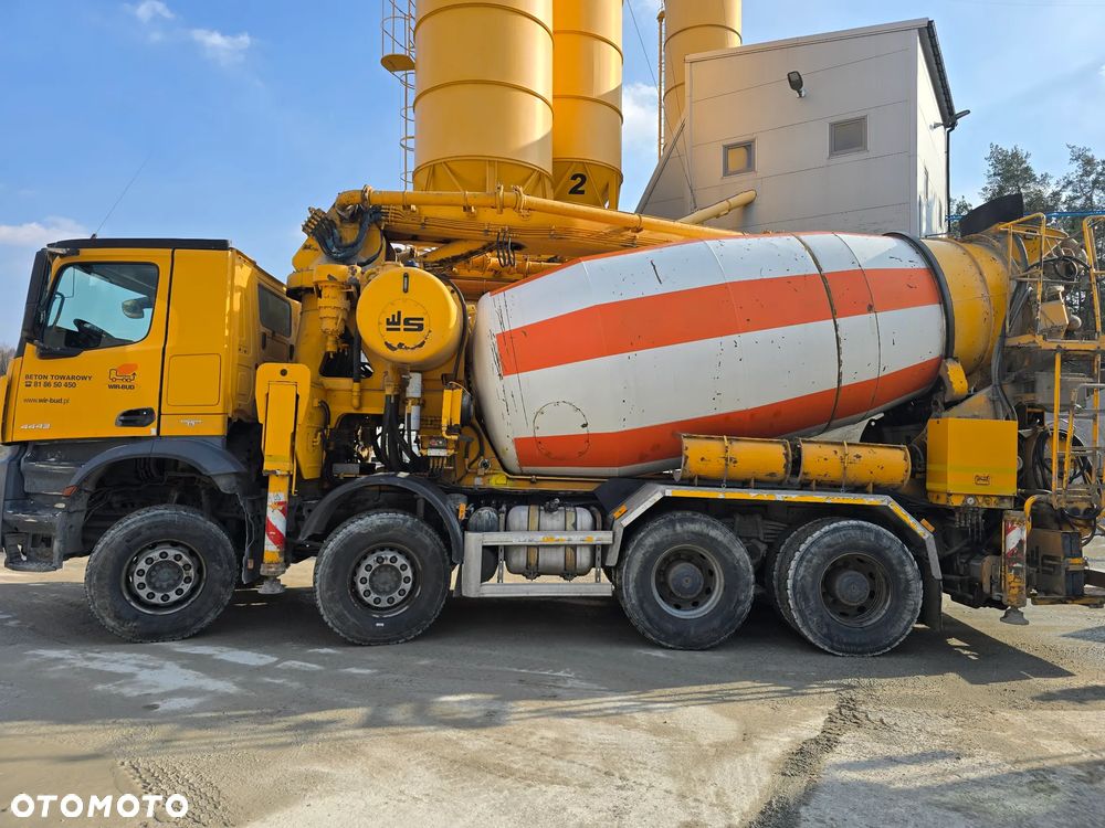 Mercedes-Benz AROCS - 4