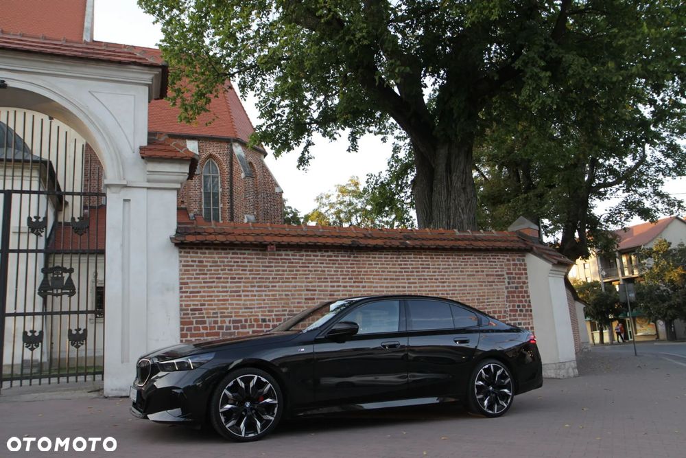BMW Seria 5 520d mHEV M Sport - 2
