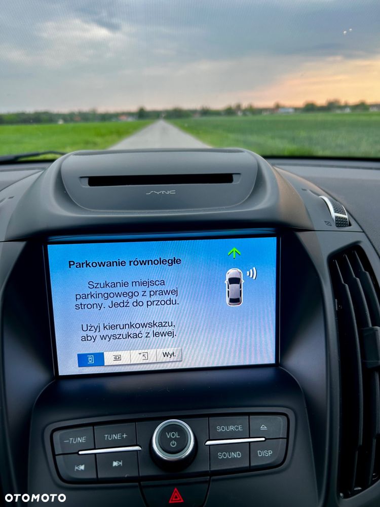 Ford Kuga 1.5 EcoBoost 4WD Titanium - 21