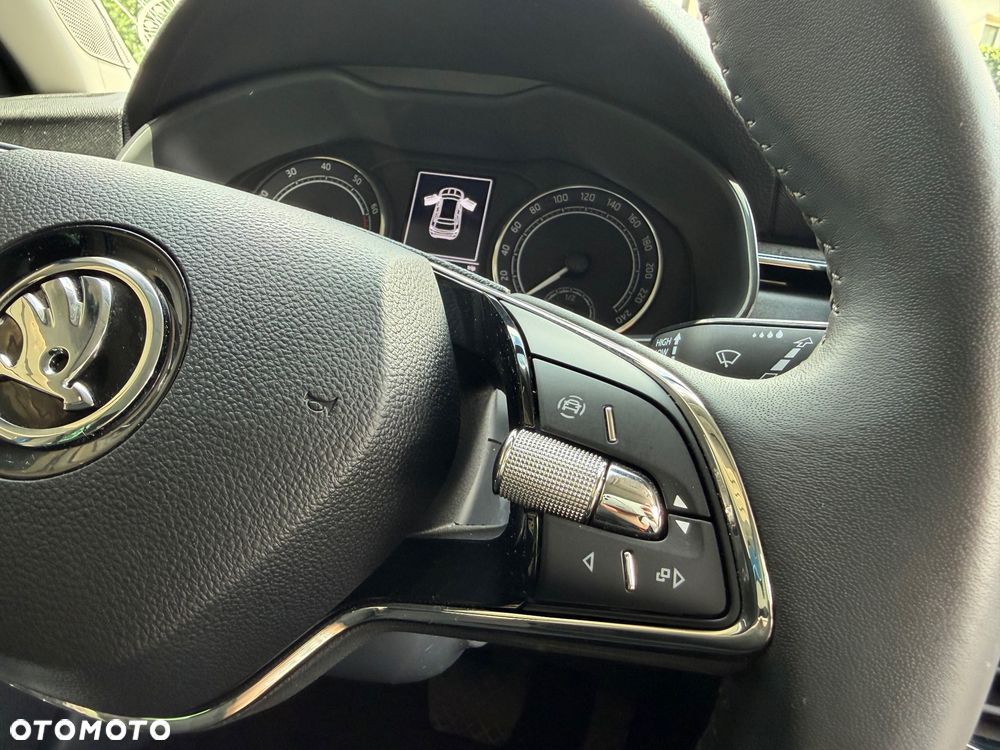 Skoda Kamiq 1.0 TSI Style DSG - 21