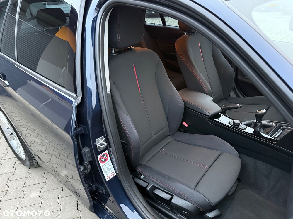 BMW Seria 3 320d DPF Edition Sport - 26