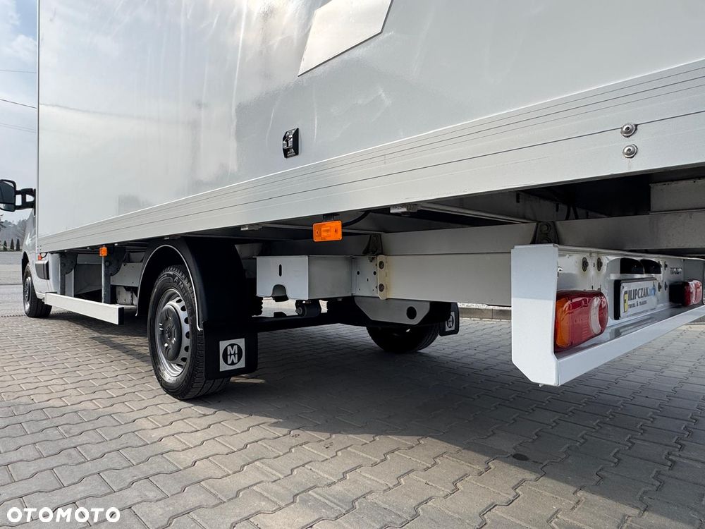 Renault Master 2,3 165 dCI Kontener 10 ep 4,85 dł Poduszki tył - 14