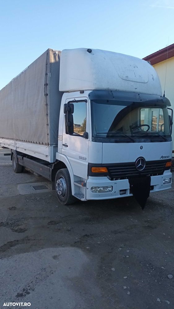 Dezmembrez Mercedes Atego - 2