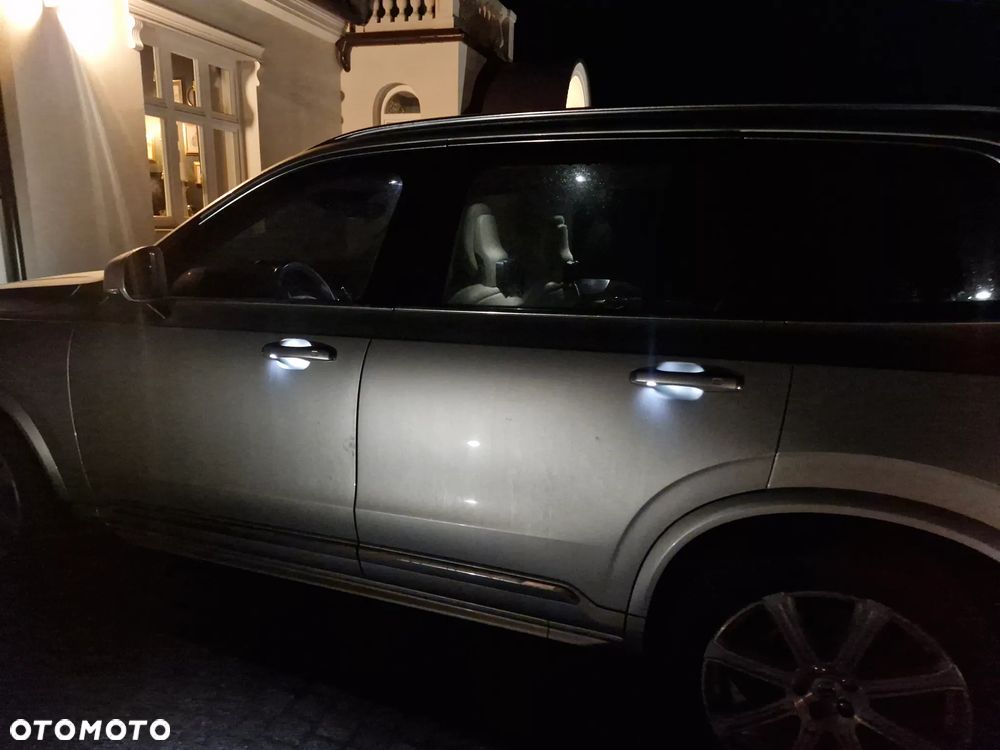 Volvo XC 90 - 13