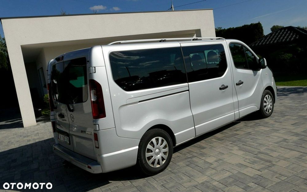 Opel Vivaro - 13
