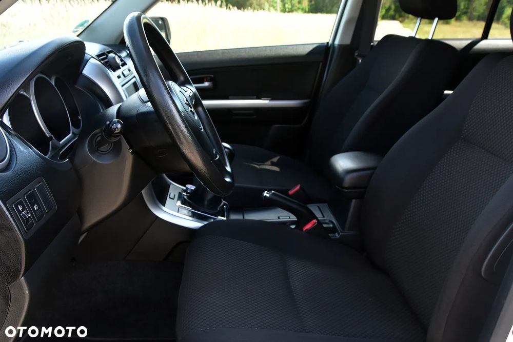 Suzuki Grand Vitara 1.9 DDiS De Luxe - 13