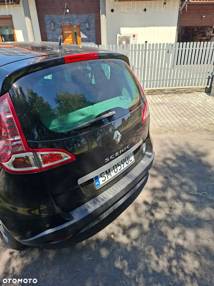 Renault Scenic 1.9 dCi Bose Edition - 10