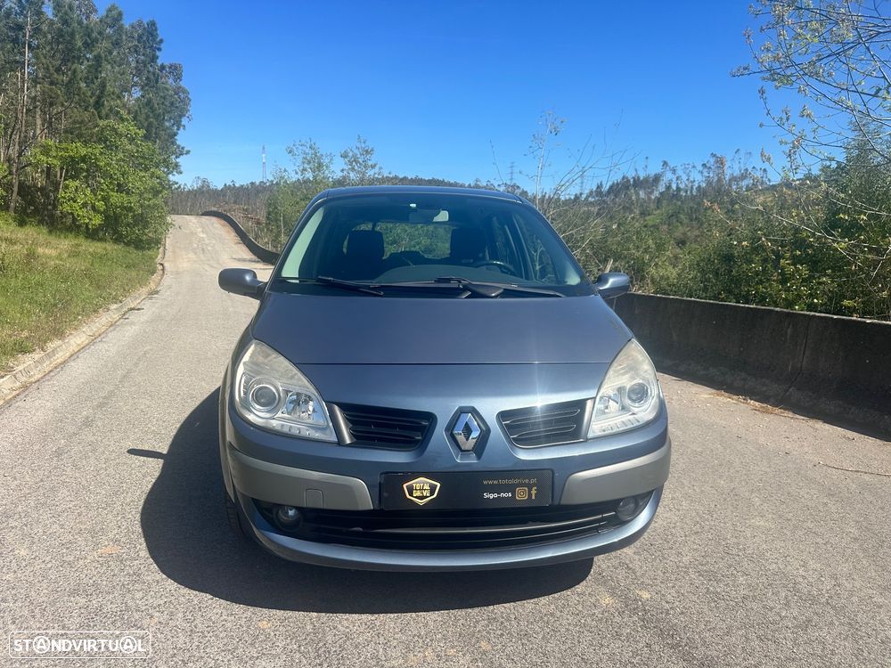 Renault Scénic - 10