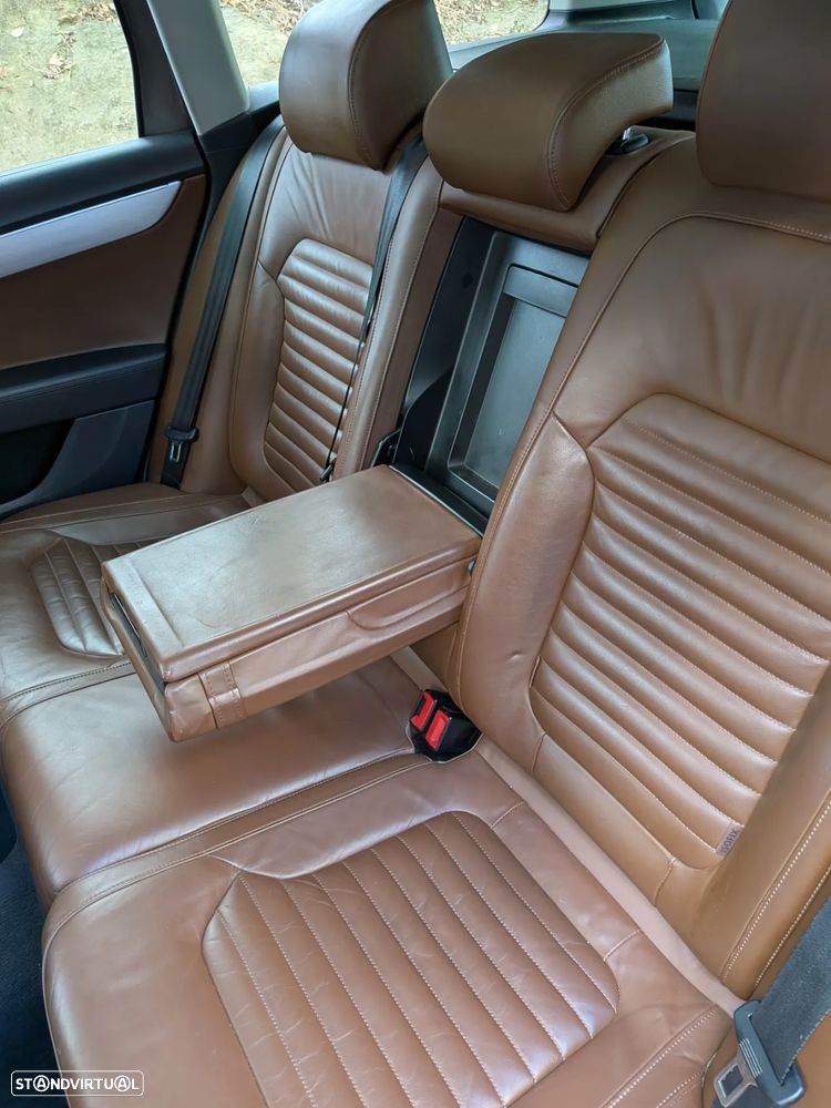 VW Passat Variant 1.6 TDI BlueMotion Comfortline - 4