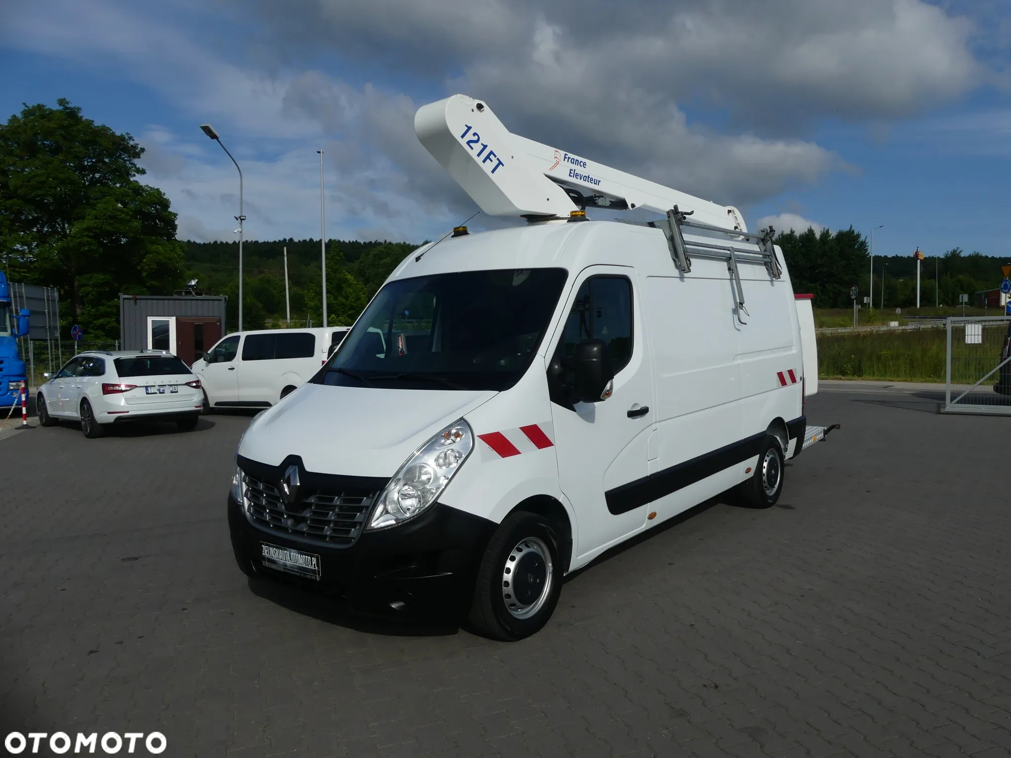 Renault MASTER / PODNOŚNIK KOSZOWY / ZWYŻKA 12M / - 4