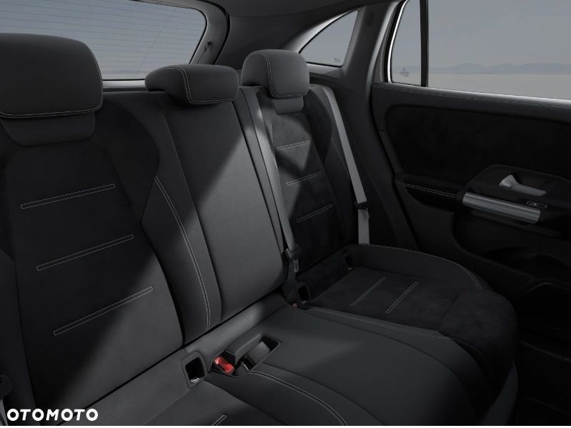 Mercedes-Benz GLA 200 AMG Line - 11