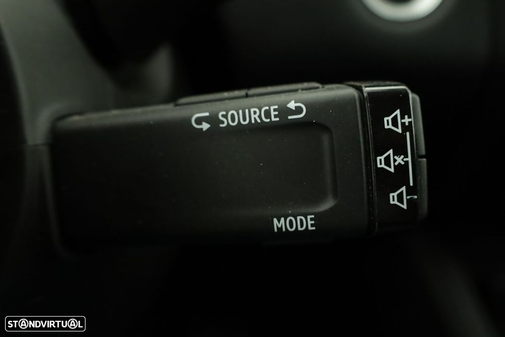 Renault Captur 1.0 TCe Techno Bi-Fuel - 19